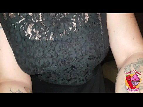 ❤️ Slutty ګامه خور هغه ته یو blowjob او هسپانوي ورکوي په ps.sex-porntube.ru